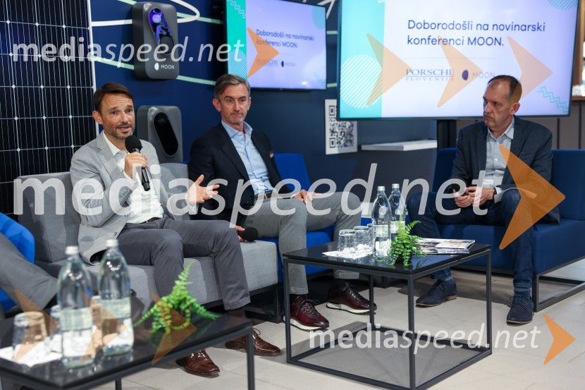  Danilo Ferjančič, generalni direktor Porsche Slovenija d.o.o;  Marko Lukić, lastnik in direktor družbe Lumar IG;  Dušan Lukič, Porsche SlovenijaVrhunska e-mobilnost, konferenca