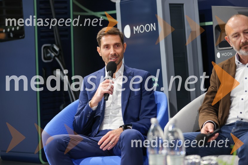  Aleš Nastran, direktor, AmibitVrhunska e-mobilnost, konferenca