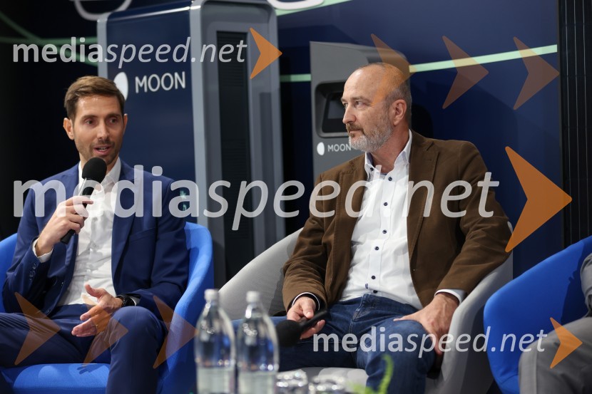  Aleš Nastran, direktor, Amibit;  Miha Levstek, direktor, EtrelVrhunska e-mobilnost, konferenca