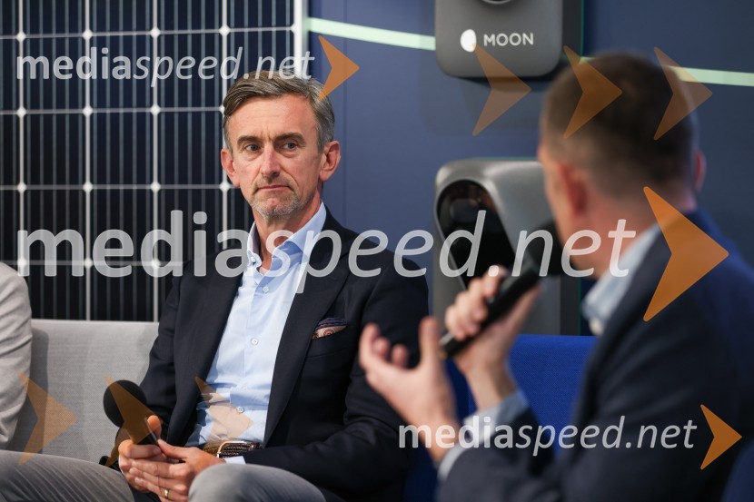  Marko Lukić, lastnik in direktor družbe Lumar IGVrhunska e-mobilnost, konferenca