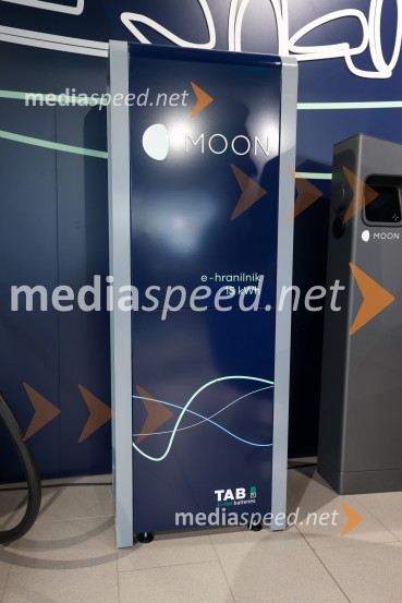 Moon, E-hranilnik, 15kWh, Tab MežicaVrhunska e-mobilnost, konferenca