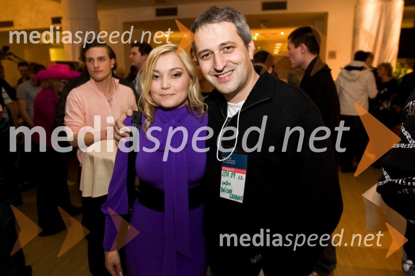 Eva Černe, pevka in Boštjan Grabnar, glasbenikEMA 2009, finale