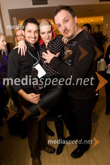 Jernej Tozon, skupina Čuki, Ines Mohorko, pevka skupine Nexys in Josip Miani - Pipi, skupina KarmaEMA 2009, finale