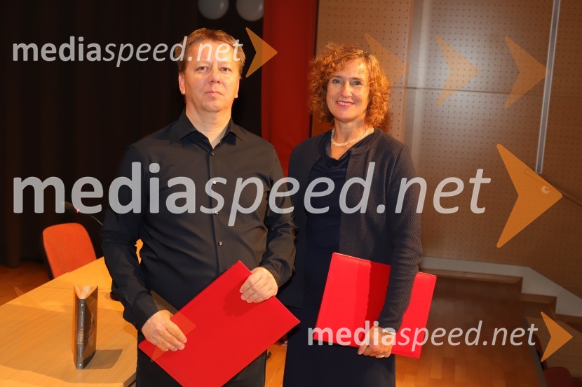  Matjaž Partlič, KUD Marice Kerenčič Pesnica;  Andreja Senčar, KUD Marice Kerenčič PesnicaTone Partljič, predstavitev zbirke kratkih zgodb z naslovom Strnišča