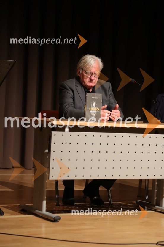  Tone Partljič, pisateljTone Partljič, predstavitev zbirke kratkih zgodb z naslovom Strnišča