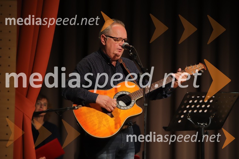  Rudi Kraner, pevecTone Partljič, predstavitev zbirke kratkih zgodb z naslovom Strnišča