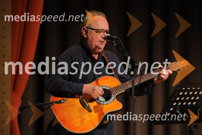  Rudi Kraner, pevecTone Partljič, predstavitev zbirke kratkih zgodb z naslovom Strnišča