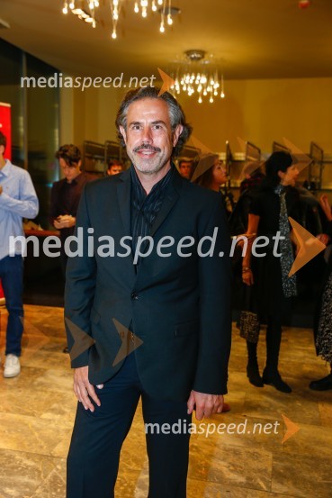  Danijel Malalan, igralecBog masakra, premiera črne komedije