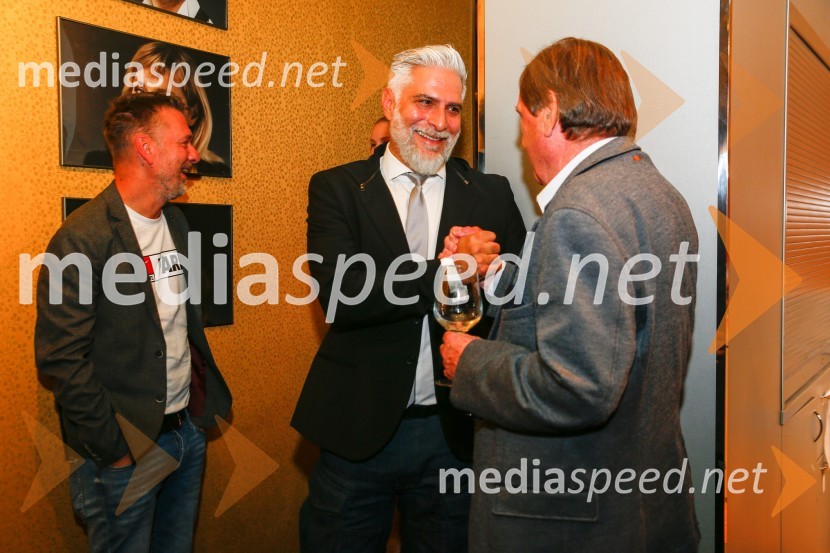  Diego de Brea, režiser;  Sebastian Cavazza, dramski in filmski igralec;  ... Bog masakra, premiera črne komedije