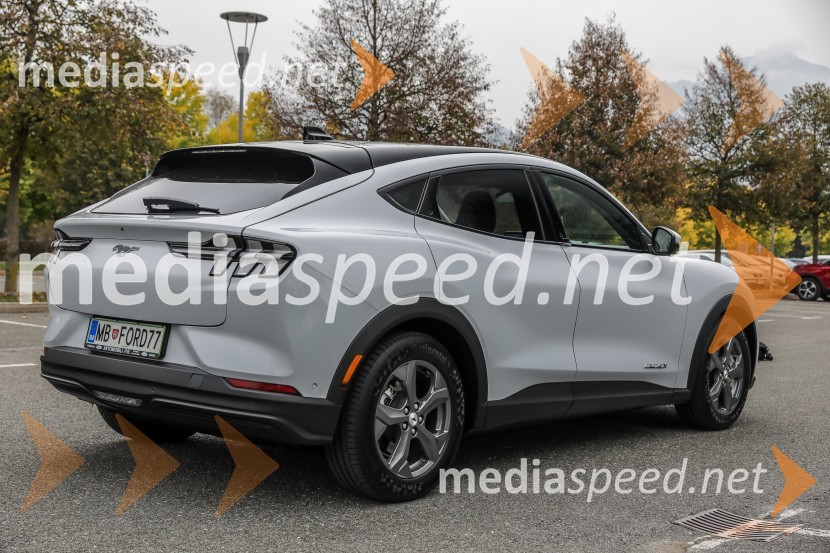 Novi Ford Mustang Mach-E