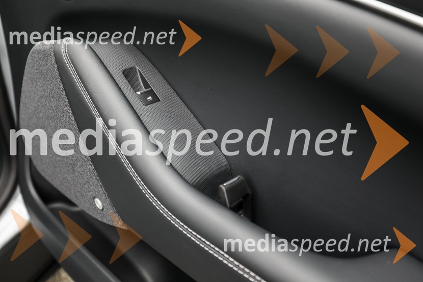 Novi Ford Mustang Mach-E