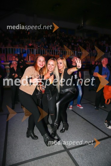  Mia Marinič, glasbena skupina Hellcats;  Sasha Zagorc, glasbena skupina Hellcats;  Sonja  Zagorc, glasbena skupina HellcatsPANKRTI, koncert ob 45. obletnici