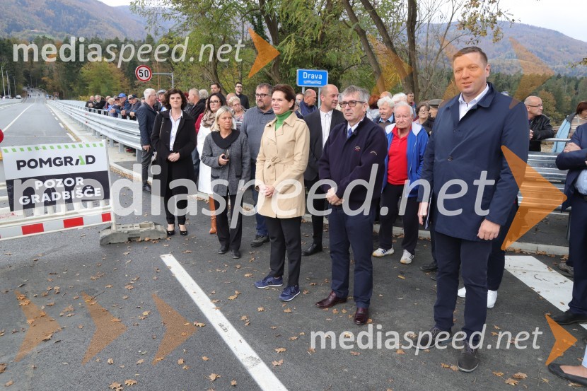  Vlasta Krmelj, županja, Občina Selnica ob Dravi;  ... ; mag. Alenka Bratušek, državna sekretarka, pristojna za področje prometa; prof. dr. Bojan Tičar, prodekan, Fakulteta za varnostne vede, Univerza v Mariboru; mag. Andrej Rajh, poslanec DZSlavnostno odprtje mostu med Rušami in Selnico ob Dravi