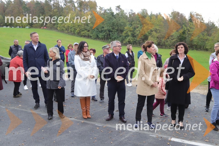 mag. Andrej Rajh, poslanec DZ;  ... ;  Urška  Repolusk, županja občine Ruše; prof. dr. Bojan Tičar, prodekan, Fakulteta za varnostne vede, Univerza v Mariboru; mag. Alenka Bratušek, državna sekretarka, pristojna za področje prometa;  Vlasta Krmelj, županja, Občina Selnica ob DraviSlavnostno odprtje mostu med Rušami in Selnico ob Dravi