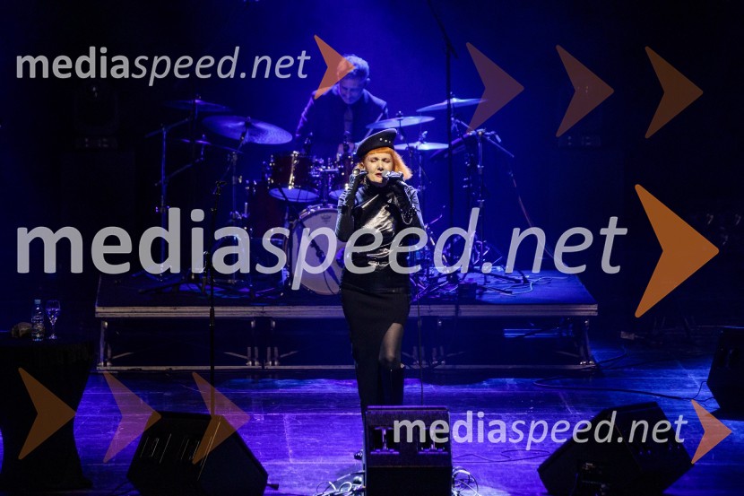  Josipa Lisac, pevkaKoncert Josipe Lisac v Cankarjevem domu