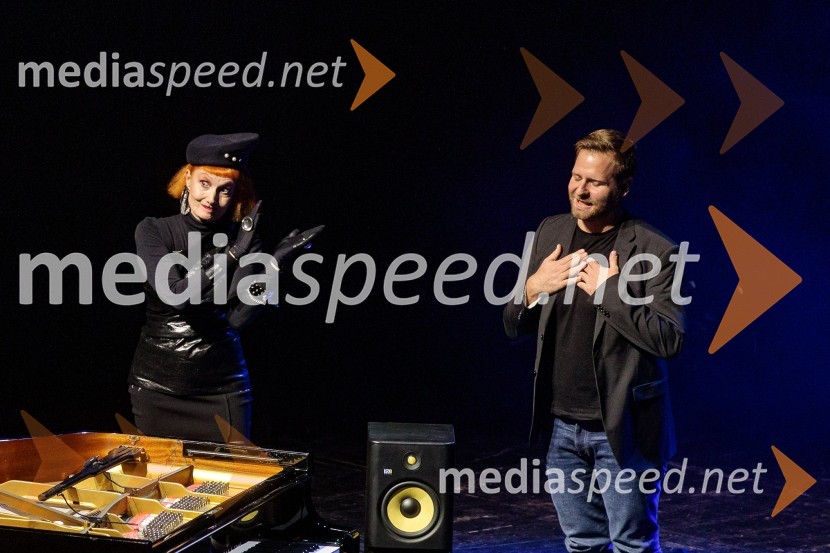  Josipa Lisac, pevka;  Zvjezdan  Ružić, pianist in skladateljKoncert Josipe Lisac v Cankarjevem domu