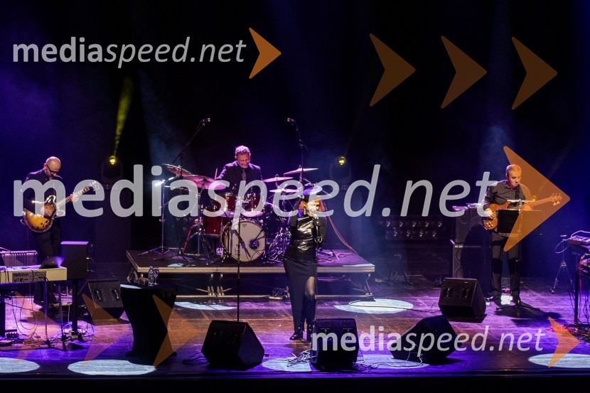  Josipa Lisac, pevkaKoncert Josipe Lisac v Cankarjevem domu