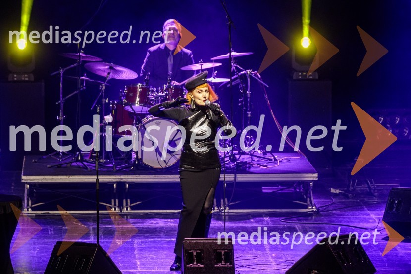  Josipa Lisac, pevkaKoncert Josipe Lisac v Cankarjevem domu