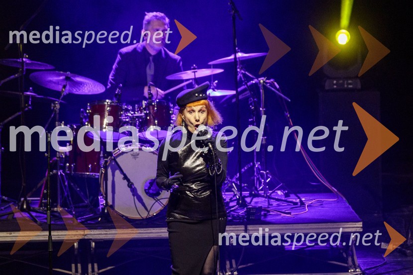  Josipa Lisac, pevkaKoncert Josipe Lisac v Cankarjevem domu