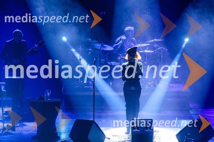  Josipa Lisac, pevkaKoncert Josipe Lisac v Cankarjevem domu