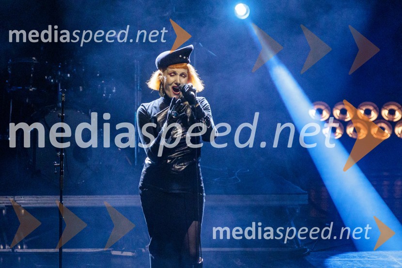  Josipa Lisac, pevkaKoncert Josipe Lisac v Cankarjevem domu