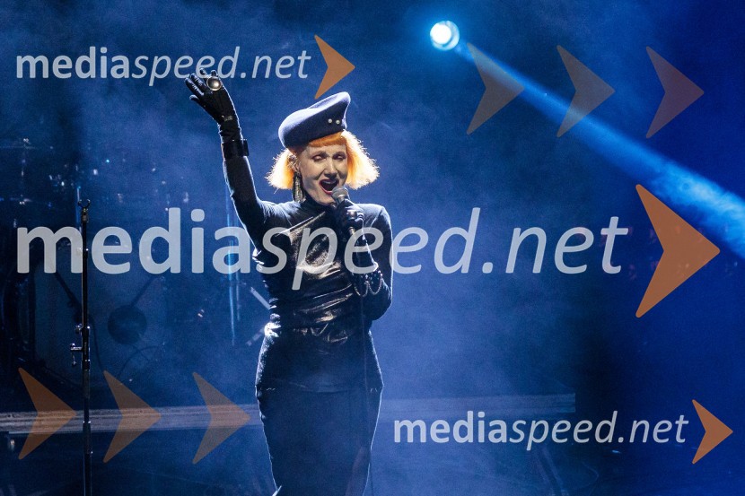  Josipa Lisac, pevkaKoncert Josipe Lisac v Cankarjevem domu