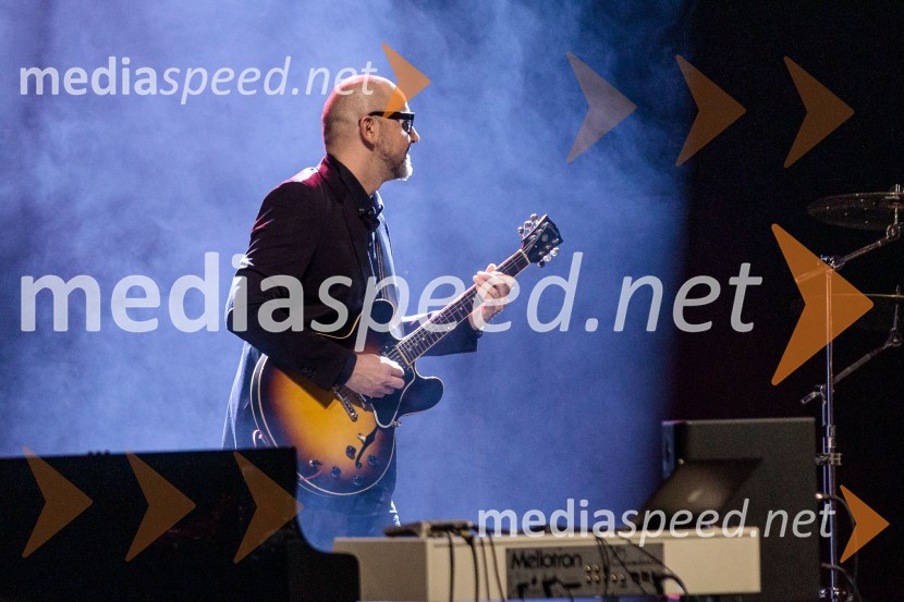  Elvis  Penava , kitaristKoncert Josipe Lisac v Cankarjevem domu