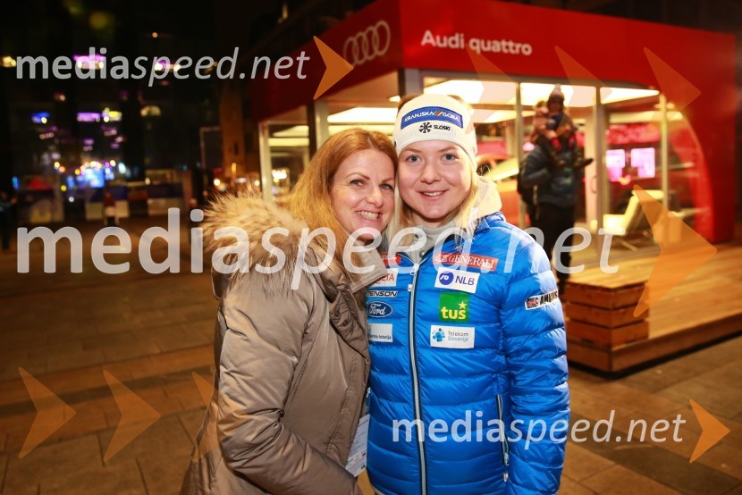  Špela Pretnar, nekdanja smučarka in predstavnica za odnose z javnostmi,Smučarska zveza Slovenije ;  Meta Hrovat, alpska smučarkaMeta Hrovat presenetljivo zaključuje smučarsko kariero