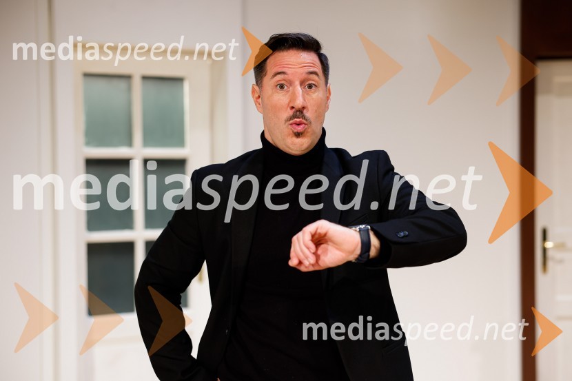  Jan Bučar, igralecJubilejnih 25 let Špas teatra obeležili s premiero komedije Boeing Boeing