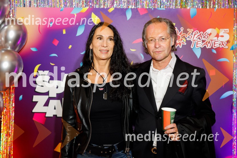 Jubilejnih 25 let Špas teatra obeležili s premiero komedije Boeing Boeing