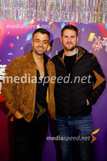  Gašper Rifelj, pevec;  Gregor Ravnik, pevecJubilejnih 25 let Špas teatra obeležili s premiero komedije Boeing Boeing