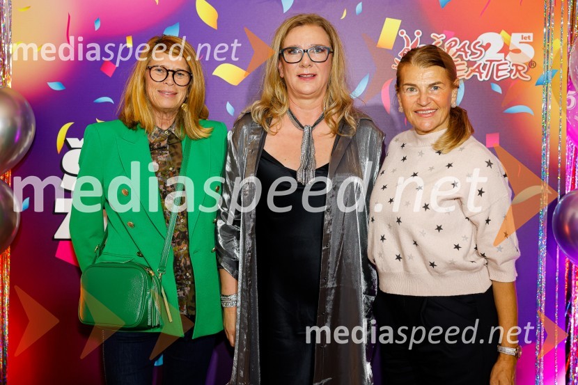  ... ;  Urša Alič, direktorica, Špas teater;  ... Jubilejnih 25 let Špas teatra obeležili s premiero komedije Boeing Boeing