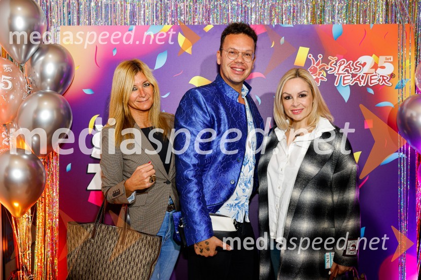  ... ;  Boris Dragan, frizer;  Špela Grošelj, pevkaJubilejnih 25 let Špas teatra obeležili s premiero komedije Boeing Boeing