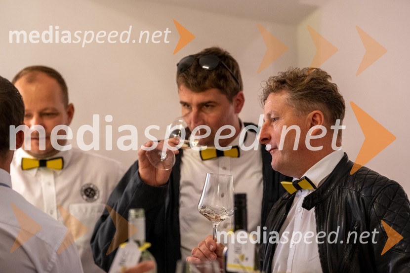  Sandi  Fleisinger, Kmetija Fleisinger;  Danilo Steyer,   vinar, Steyer Vina; vinski vitez, predsednik Vinske reprezentance SlovenijePUBEC že osmo sezono piše uspešno zgodbo o povezovanju