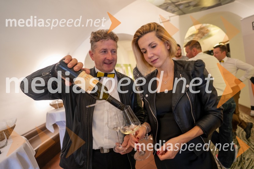  Danilo Steyer,   vinar, Steyer Vina; vinski vitez, predsednik Vinske reprezentance Slovenije;  Natalija Cvetko, Mediaspeed d.o.o.PUBEC že osmo sezono piše uspešno zgodbo o povezovanju