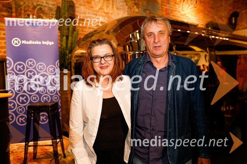  Sinja Ožbolt, plesna koreografinja;  Matjaž Zupančič, režiserŽivljenje v sivi coni, predstavitev knjige Davida Zupančiča