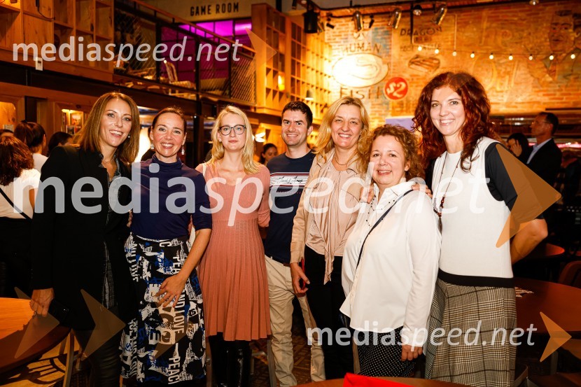  Maja Sodja, tv voditeljica;  ... ;  ... ;  ... ;  ... ;  ... ;  ... Življenje v sivi coni, predstavitev knjige Davida Zupančiča