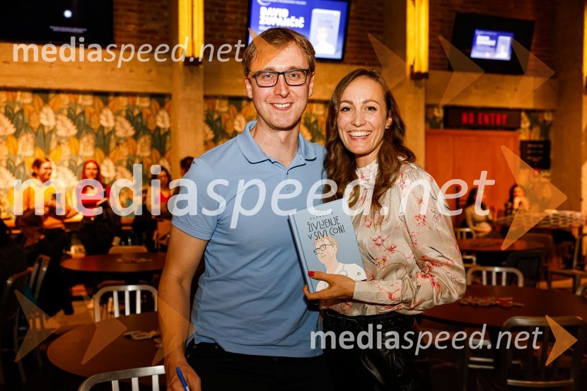  David Zupančič, vplivnež, pisatelj;  Ajda Rotar UrankarŽivljenje v sivi coni, predstavitev knjige Davida Zupančiča