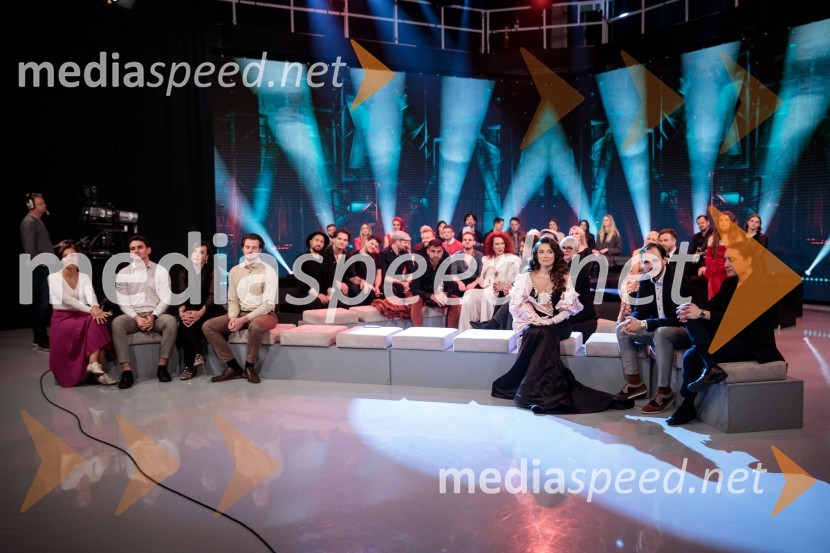 Slovenska popevka 2022 je skladba Nove slike Mie Guček