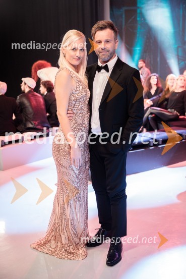  Vanja Romih, BosaZnova;  Matjaž Romih, BosaZnovaSlovenska popevka 2022 je skladba Nove slike Mie Guček