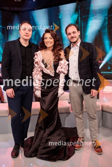  ... ;  Mia Guček, pevka;  ... Slovenska popevka 2022 je skladba Nove slike Mie Guček