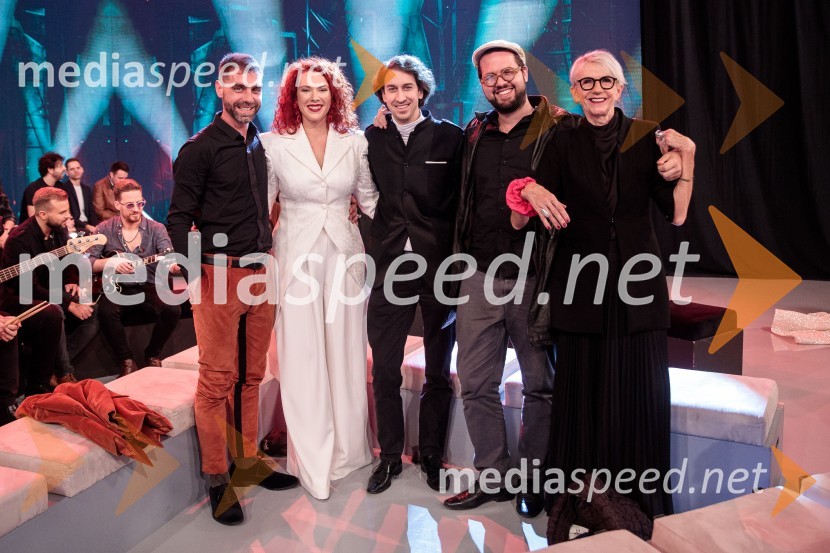  ... ;  Lea Likar, pevka;  ... ;  ... ;  ... Slovenska popevka 2022 je skladba Nove slike Mie Guček