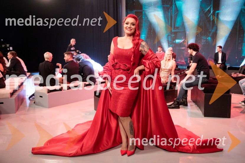  Maja Založnik, glasbenicaSlovenska popevka 2022 je skladba Nove slike Mie Guček