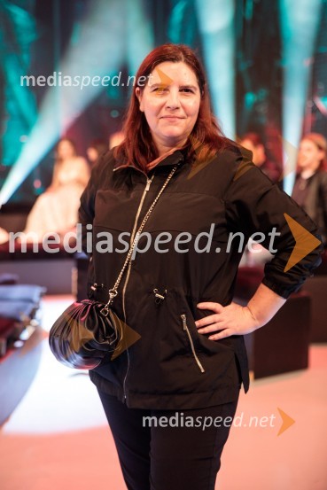  Teja Pelko, novinarka, Svet24Slovenska popevka 2022 je skladba Nove slike Mie Guček