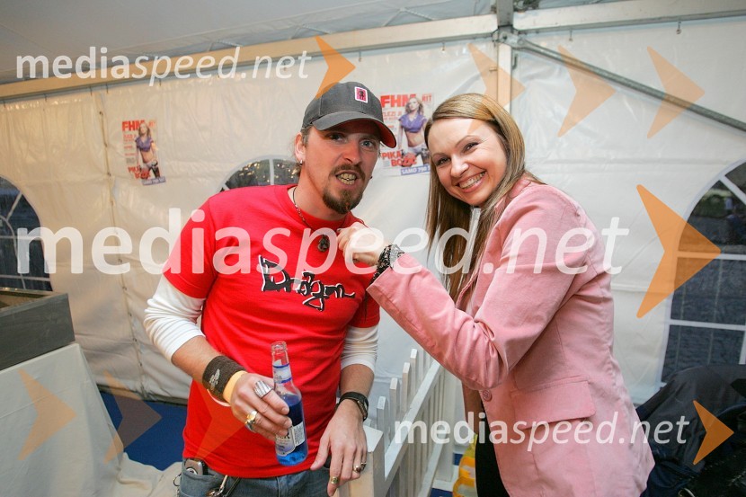 Marjan Novina, pevec in Anja Rupel, pevkaRadio center, koncert  2004