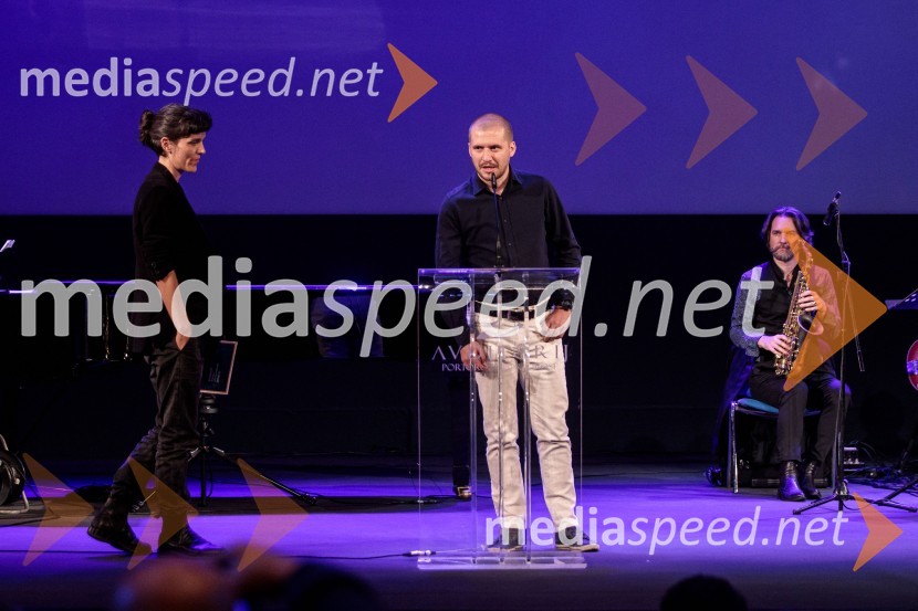  Sara Kern, režiserka;  Rok Biček, režiser;  ... 25. festival slovenskega filma, zaključek festivala v Portorožu