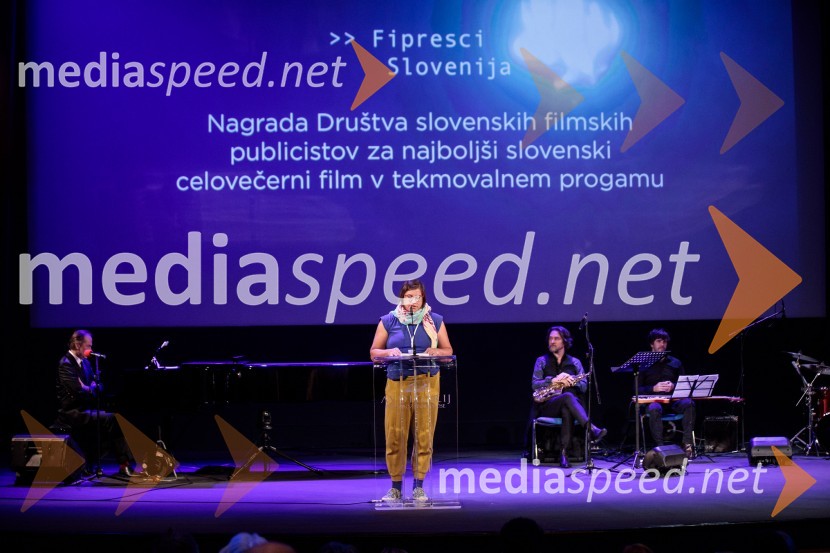  Ana Šturm, filmska kritičarka25. festival slovenskega filma, zaključek festivala v Portorožu