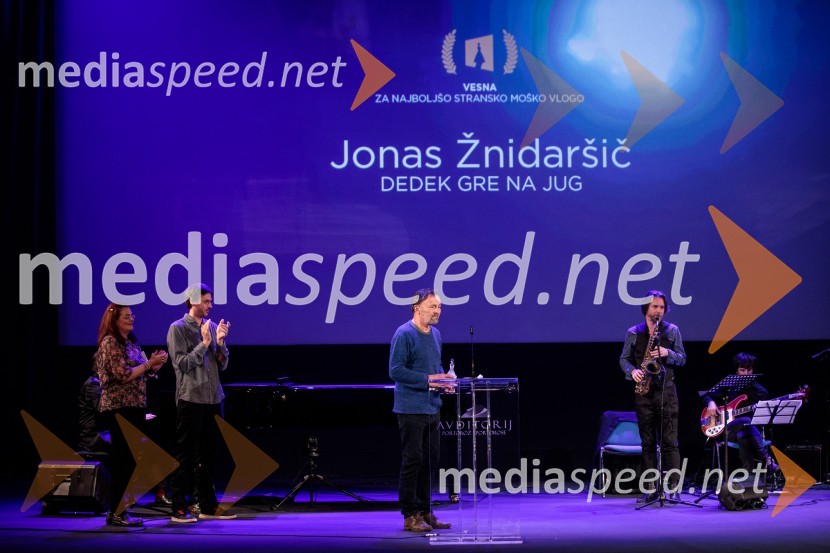  Milivoj Miki Roš, scenarist in režiser25. festival slovenskega filma, zaključek festivala v Portorožu