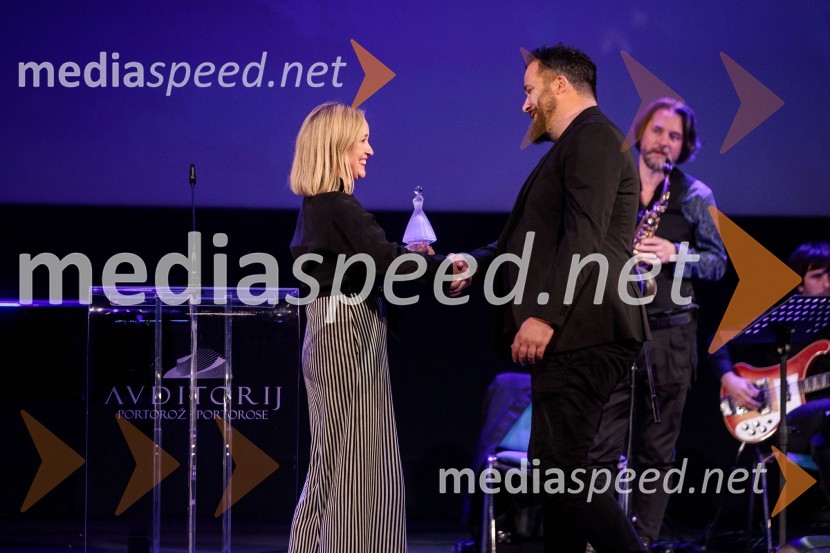  Nataša Bučar, direktorica, Slovenski filmski center;  Matevž Luzar, režiser25. festival slovenskega filma, zaključek festivala v Portorožu