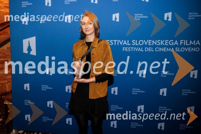  Sara Bezovšek, vizualna umetnica25. festival slovenskega filma, zaključek festivala v Portorožu